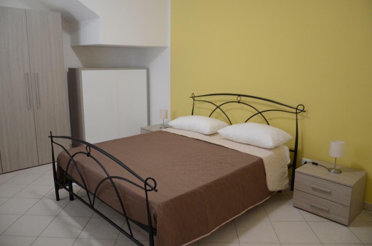 Апартаменти Casa Vacanze Cristoforo Colombo Lido Conchiglia Екстер'єр фото